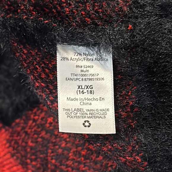 Time & Tru Sz XL Buffalo Red and Black Plaid Fuzzy Sweater - Picture 6 of 6